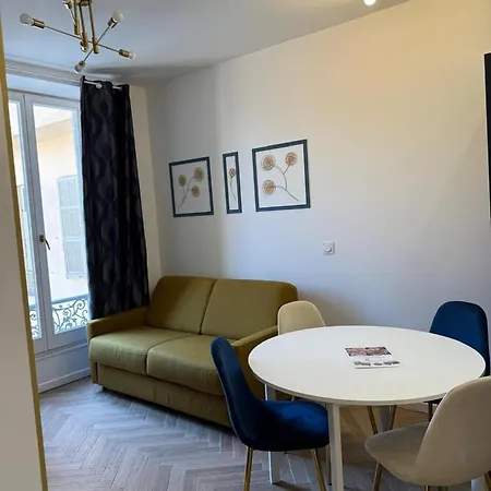 Apartament Moon Nicea